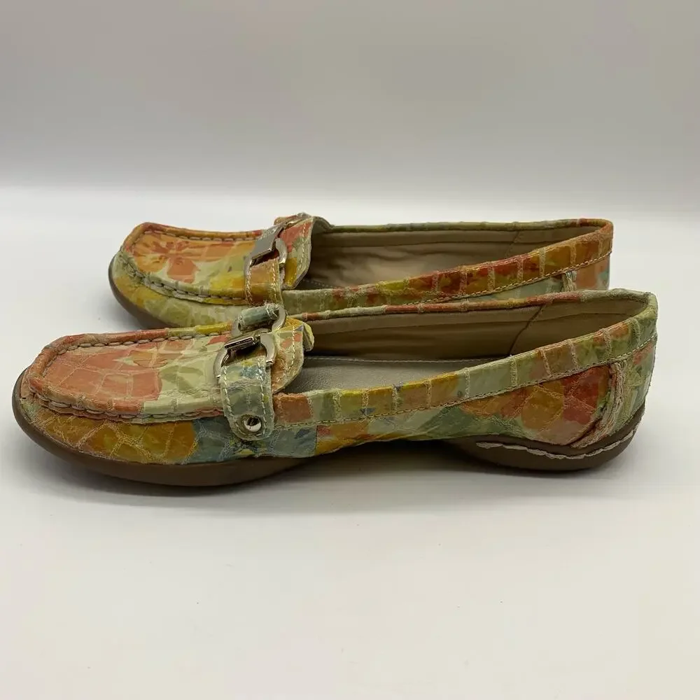 Anne Klein Women's Embossed Leather Floral Pattern Moccasin Loafers Sz 6M - Picture 7 of 13